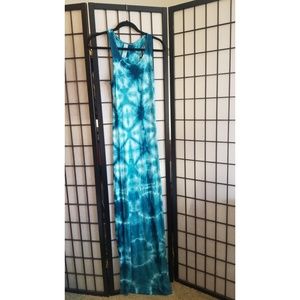 Nwot Tie dye go couture blue maxi  dress